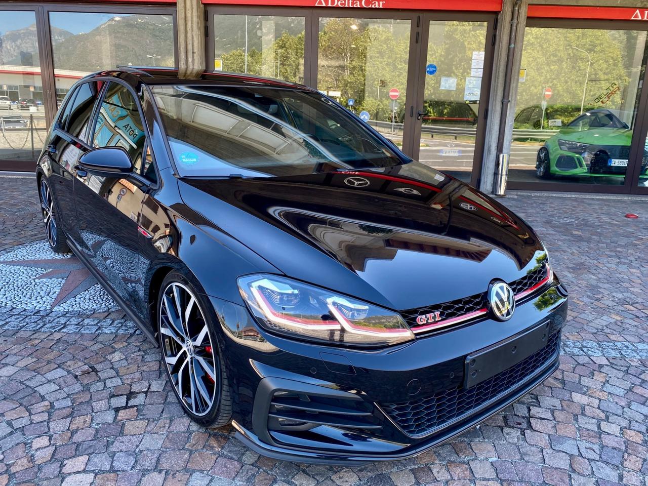 Volkswagen Golf GTI Performance 2.0 245 CV TSI DSG 5p. TETTO HONEY COMB DCC