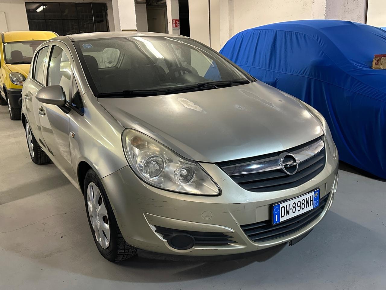 Opel Corsa 1.2 5 porte Enjoy