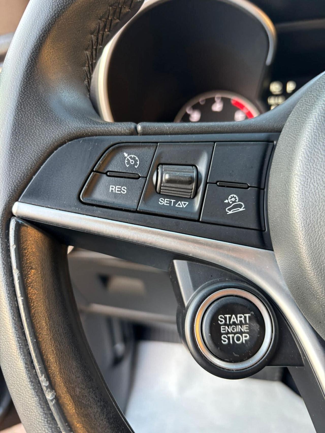 Alfa Romeo Stelvio 2.2 Turbodiesel 210 CV AT8 Q4 Executive--