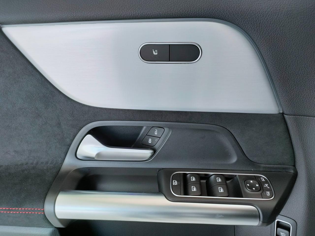 Mercedes-Benz GLA 200 d automatic