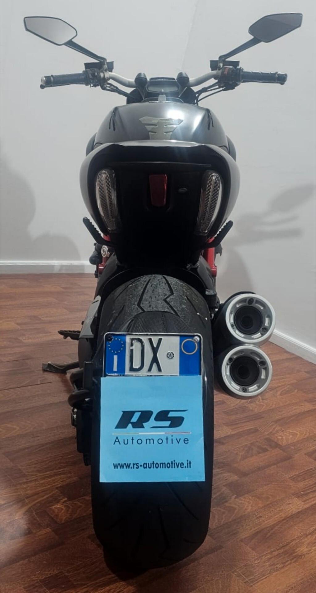 Ducati Diavel full carbon kit