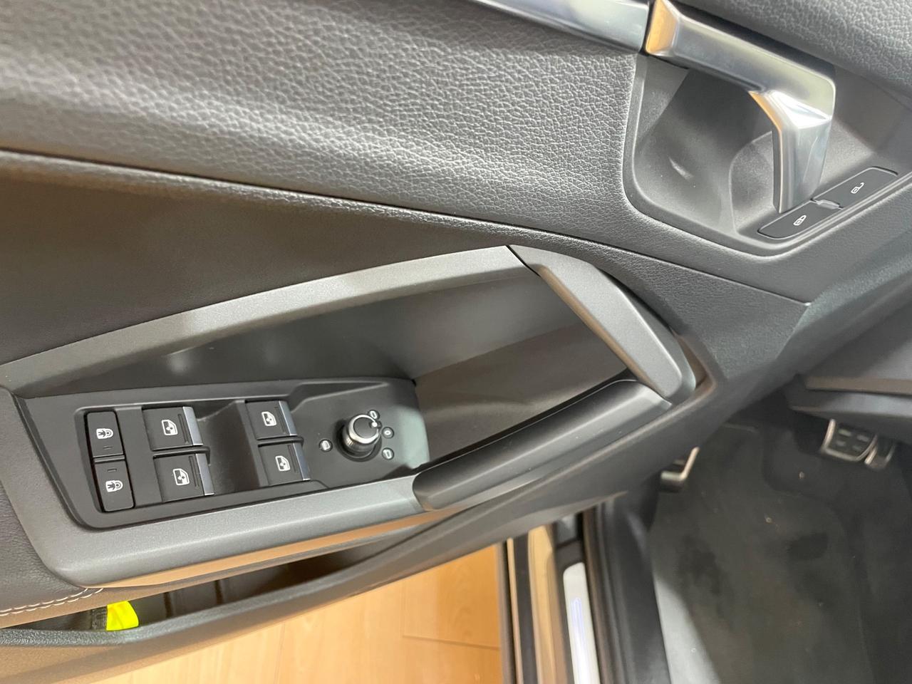 Audi Q3 SPB 35 TDI S tronic X3 S line edition tetto apribile 12/2023