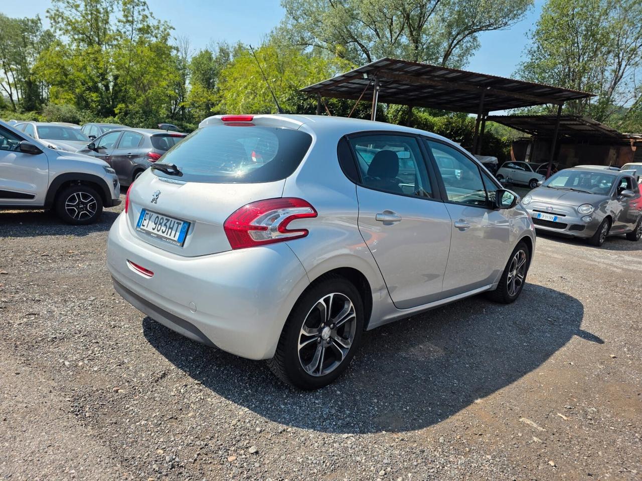 Peugeot 208 PureTech 82 5 porte Allure
