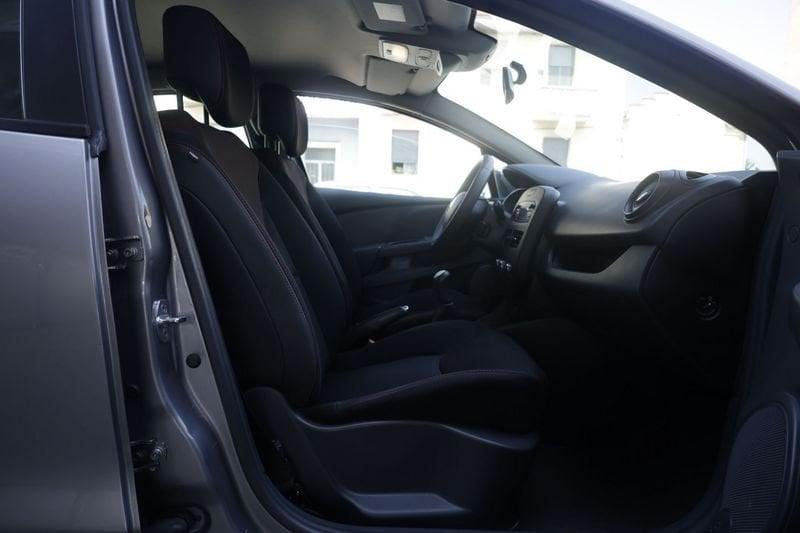 Renault Clio Renault Clio 1.2 75CV 5 porte GPL Costume National Unicoproprietario