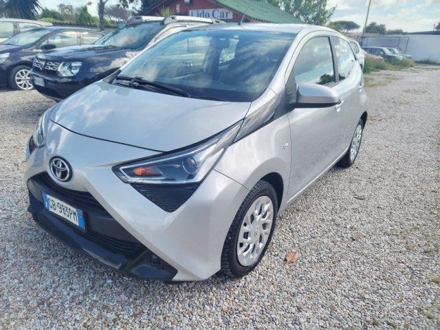 TOYOTA Aygo Connect 1.0 VVT-i 72CV 5 porte x-business MMT