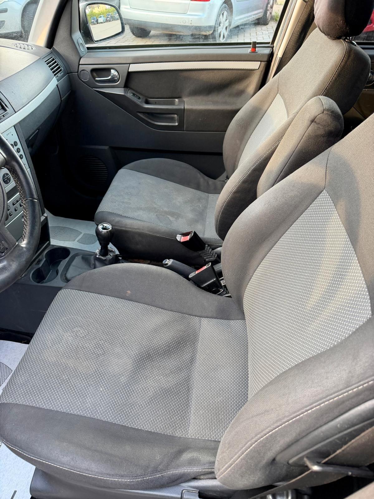 Opel Meriva 1.7 CDTI 101CV Cosmo