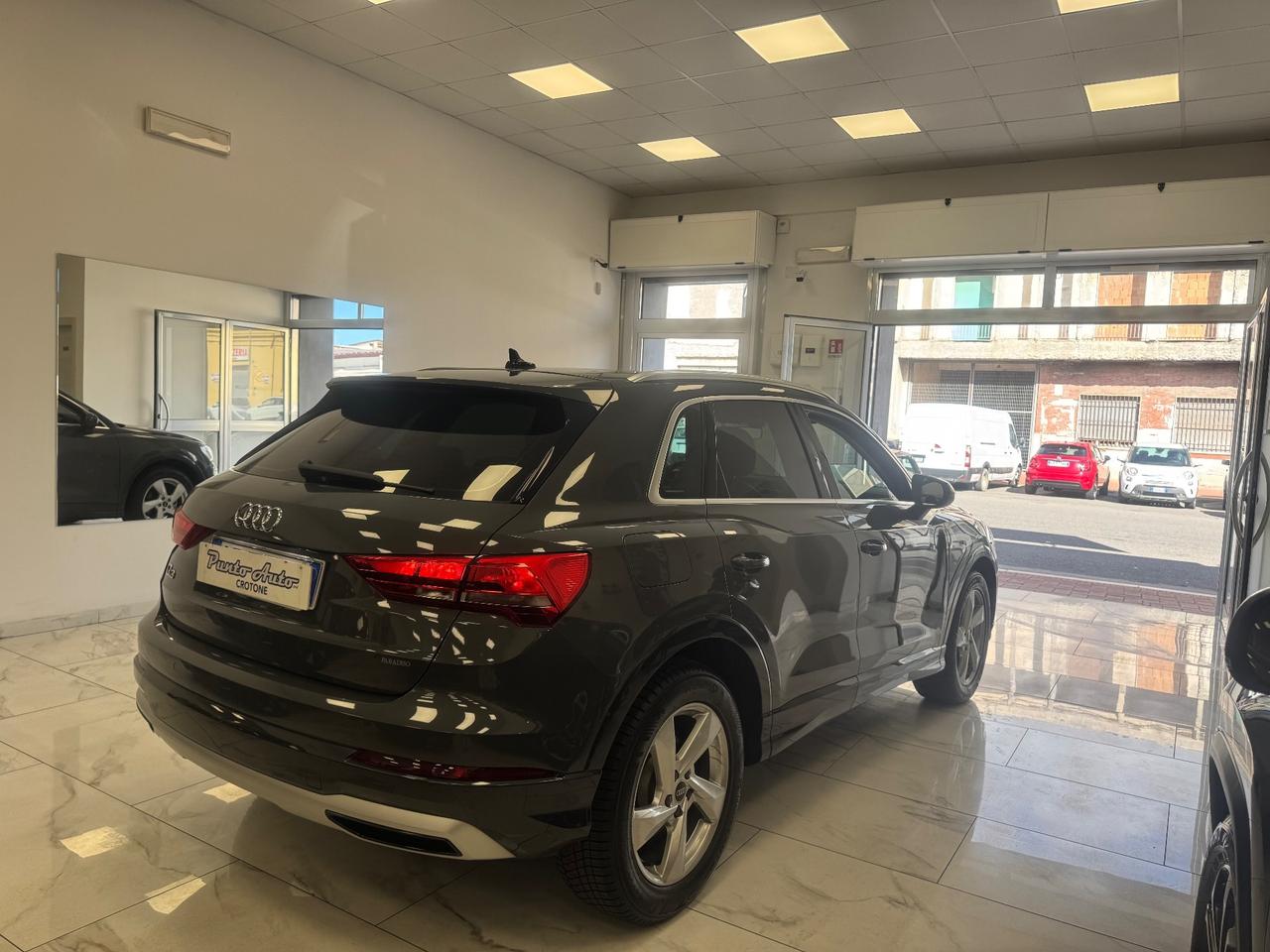 Audi Q3 35 TDI Business Advanced