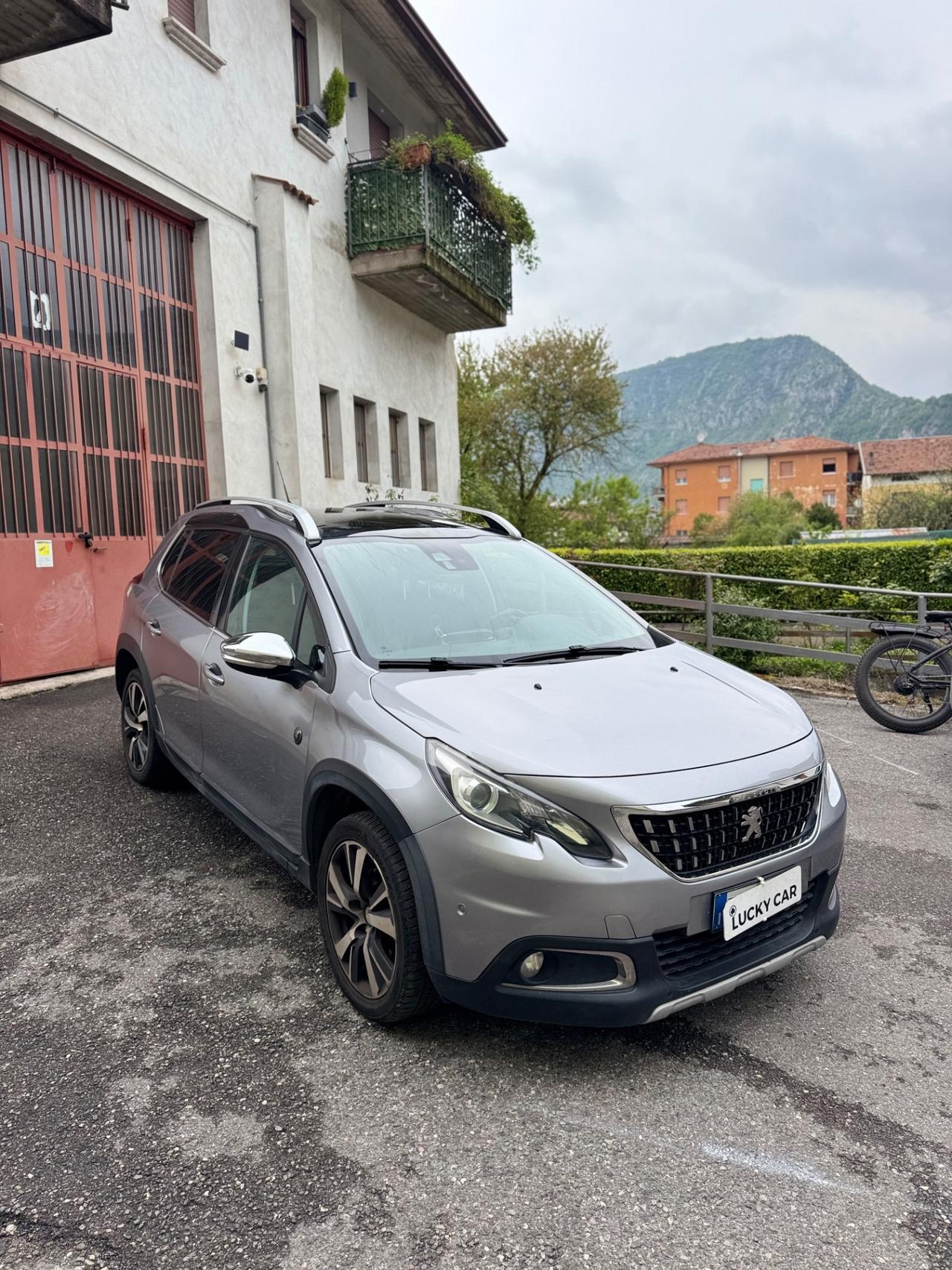 Peugeot 2008 BlueHDi 120 S&S Crossway