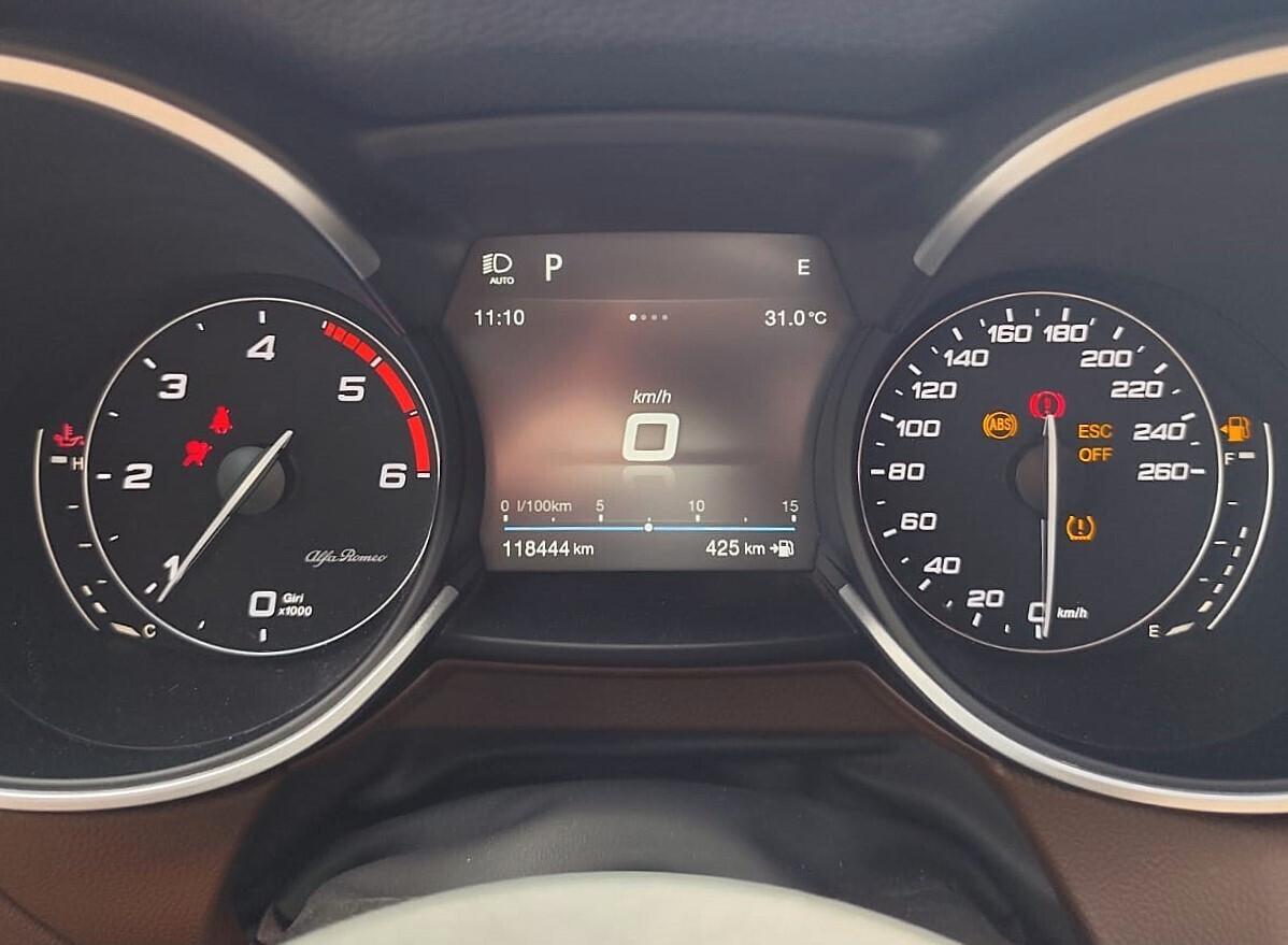 Alfa Romeo Stelvio 2.2 Turbodiesel 190 CV AT8 RWD Executive