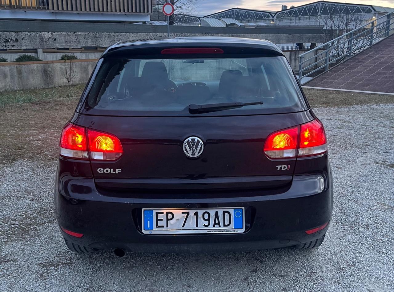 Volkswagen Golf 1.6 TDI 2012 PERFETTA NEOPATENTATI
