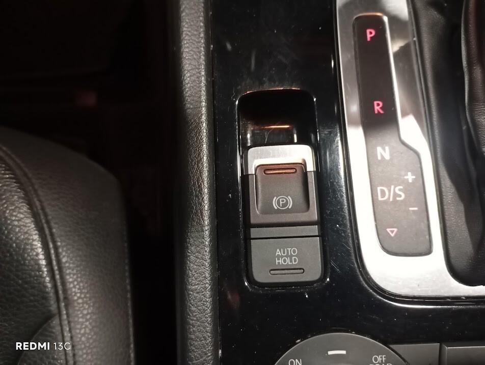 VOLKSWAGEN TOUAREG DEL 2014 4X4 AUTOMATICA 250 CV