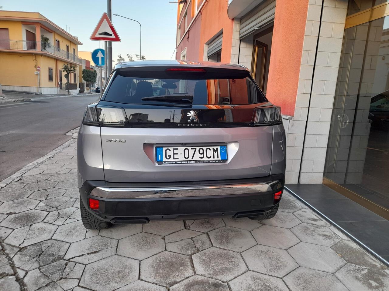 PEUGEOT 3008 1.5 BLUEHDI 130 CV ALLURE