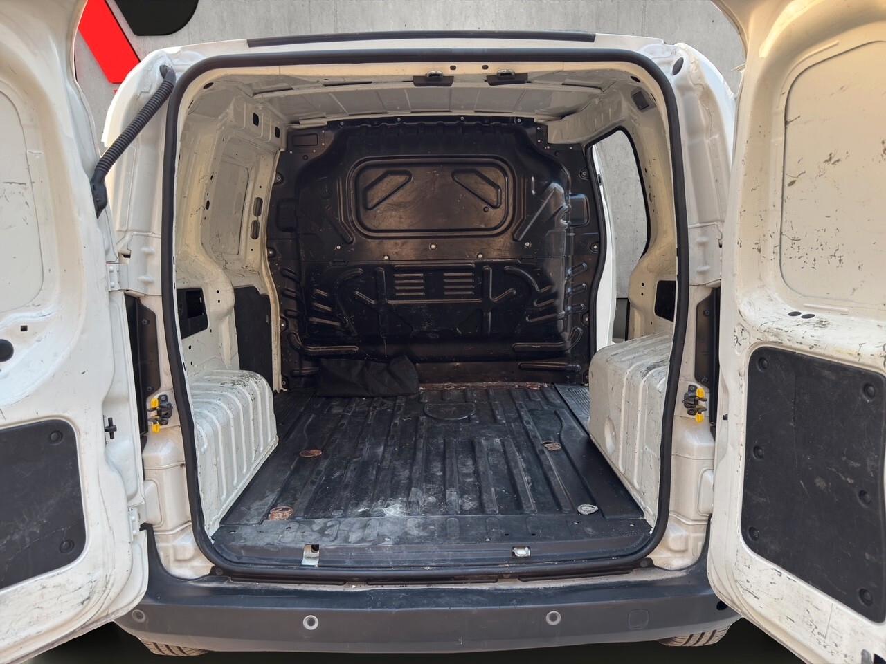 Fiat Fiorino 1.3 MJT 95CV Cargo SX N1