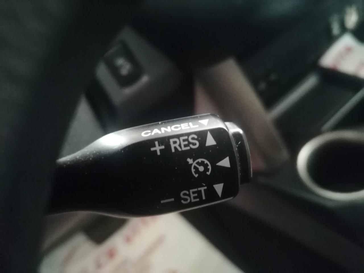 Toyota RAV 4 RAV4 2.2 D-CAT A/T 4WD Lounge White Ed.