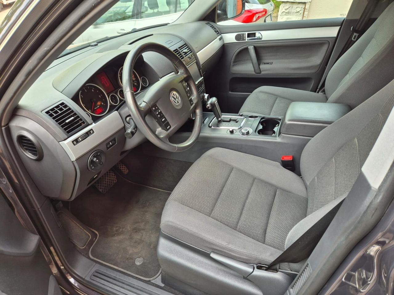 Volkswagen Touareg 2.5 R5 TDI DPF tiptronic Exclusive 92.000 km