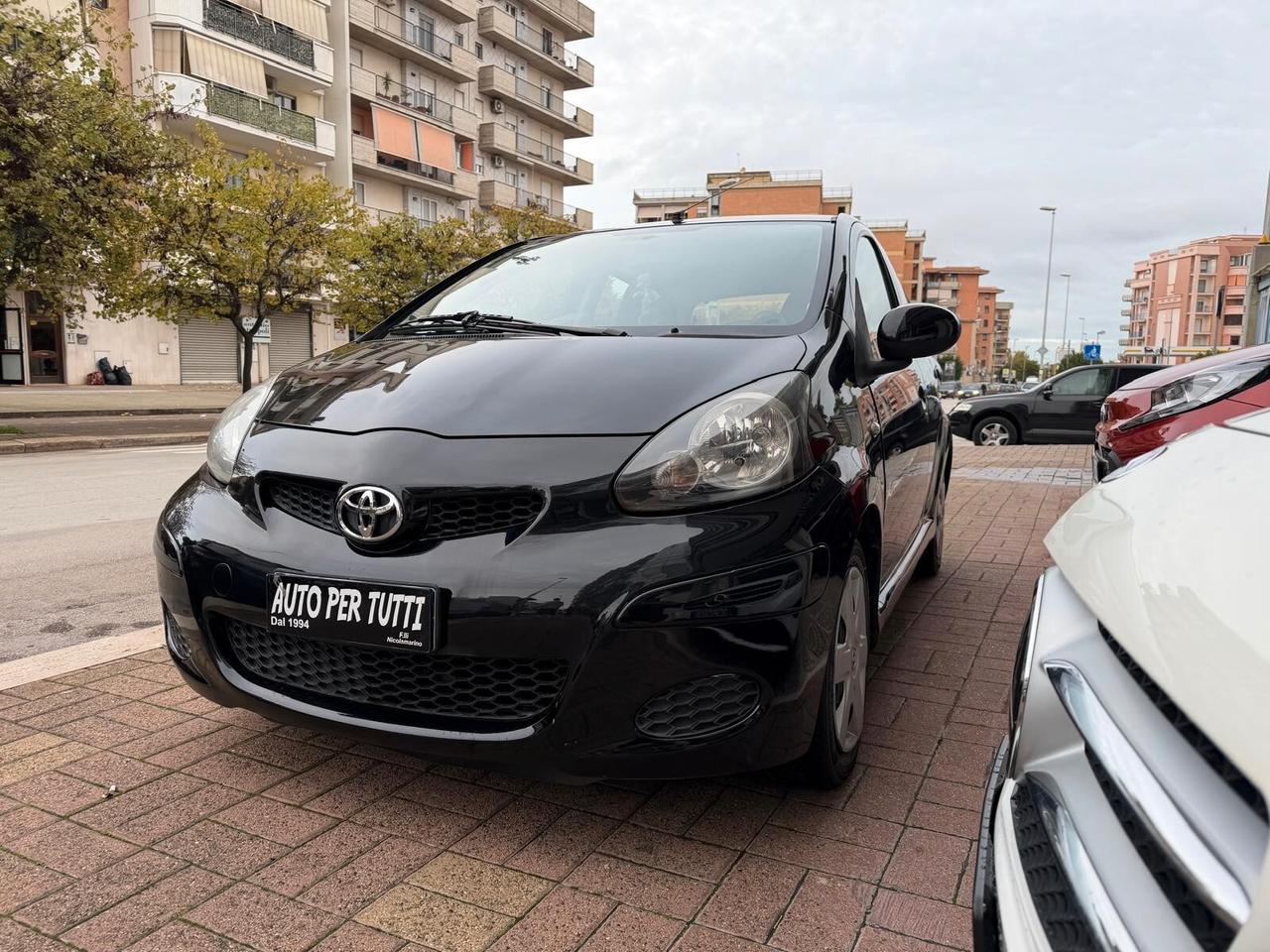 Toyota Aygo 1.0 12V VVT-i 5 porte Now