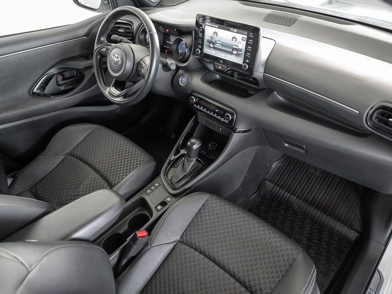 Toyota Yaris Hybrid Lounge MY21