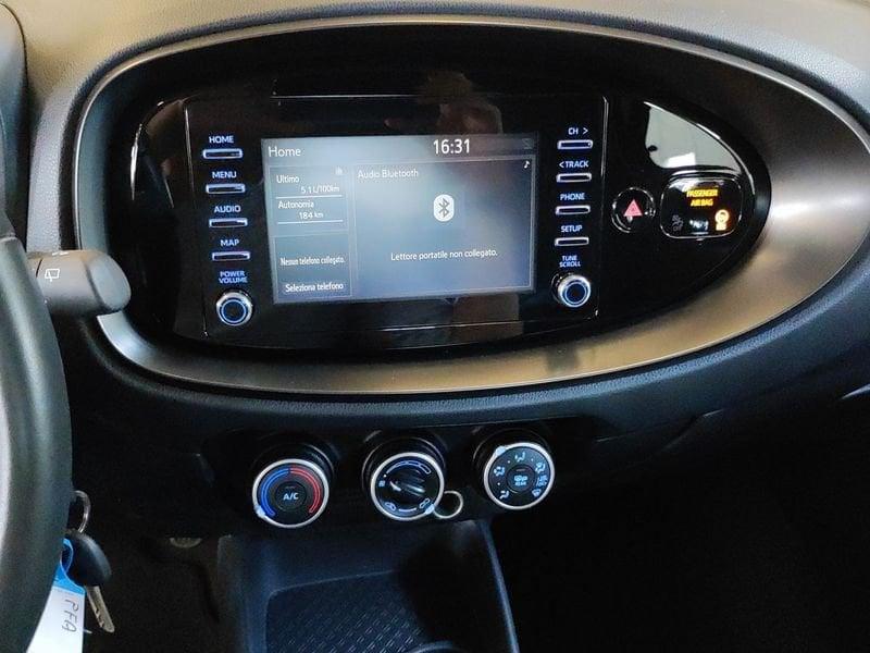 Toyota Aygo X 1.0B (72 CV) Active S-CVT