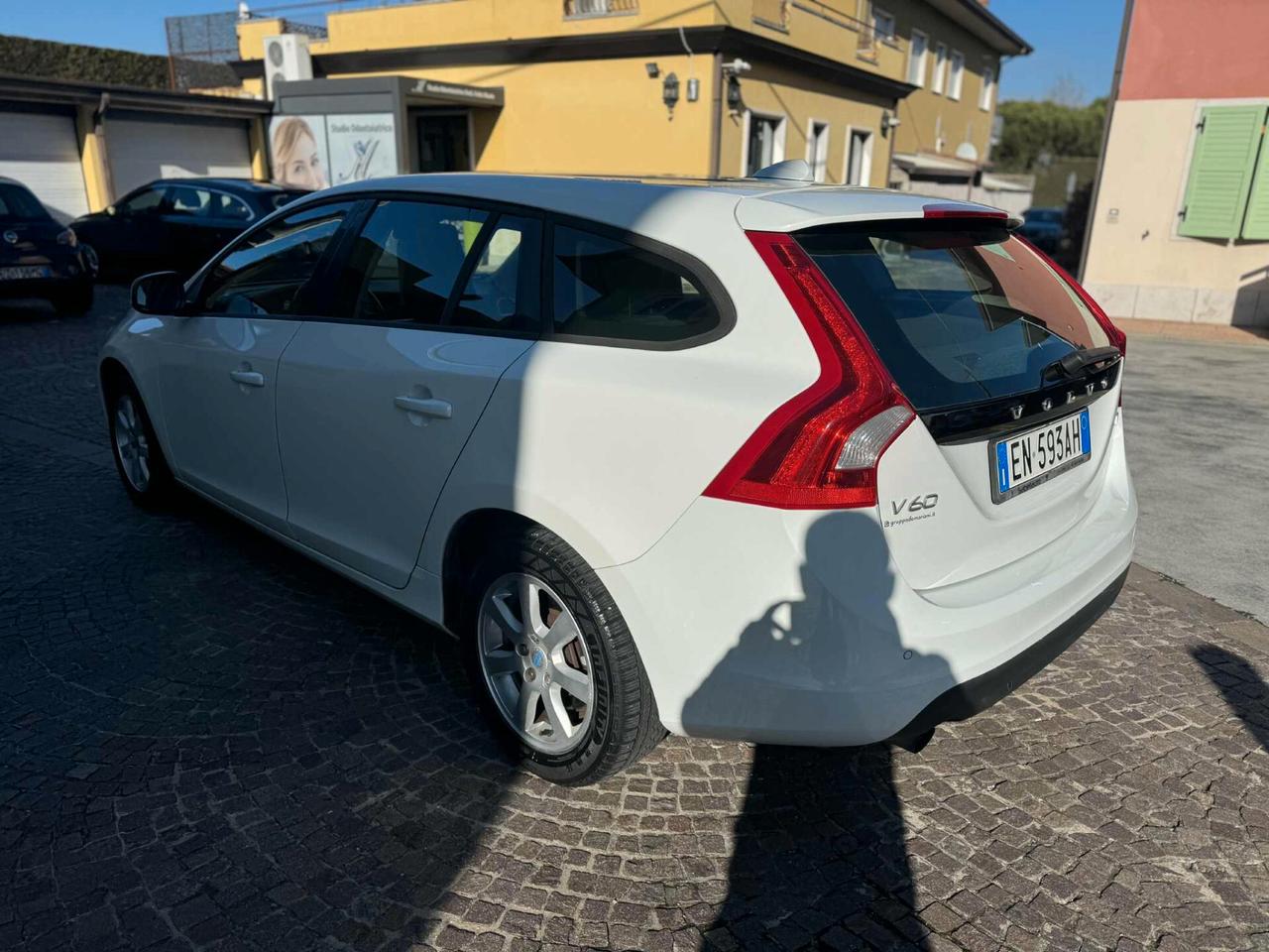 Volvo V60 D2 1.6 Powershift Ocean Race