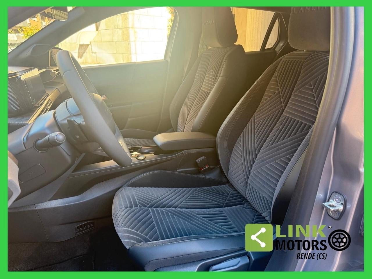 Lancia Ypsilon 1.2 TURBO Hybrid e-DCT LX 05/2025