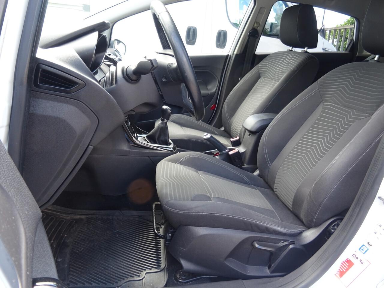 Ford Fiesta 1.4 5p. Bz.- GPL Titanium