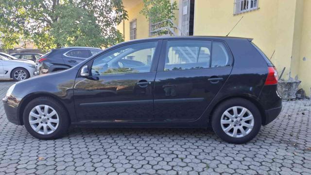 VOLKSWAGEN Golf 1.6 5 PORTE .BENZINA-GPL