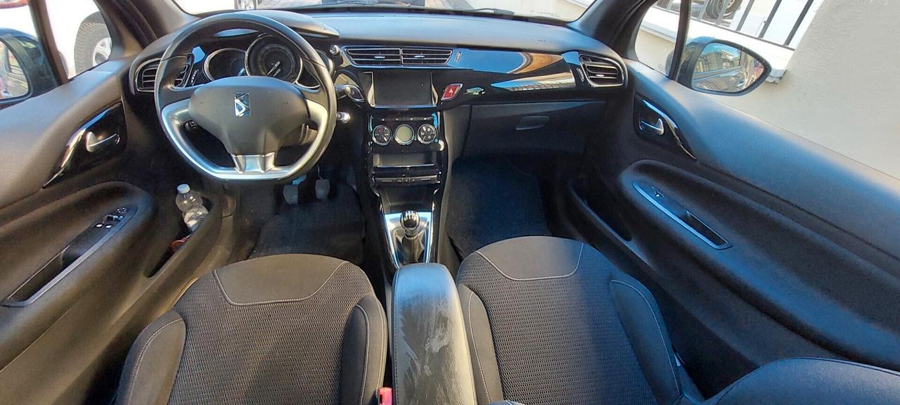 DS3 CONNECTED SPORT CHIC 1,6 DIESEL 75 CV NAVI LEGA SENSORI RETROCAMERA STRAFULL OPTIONAL