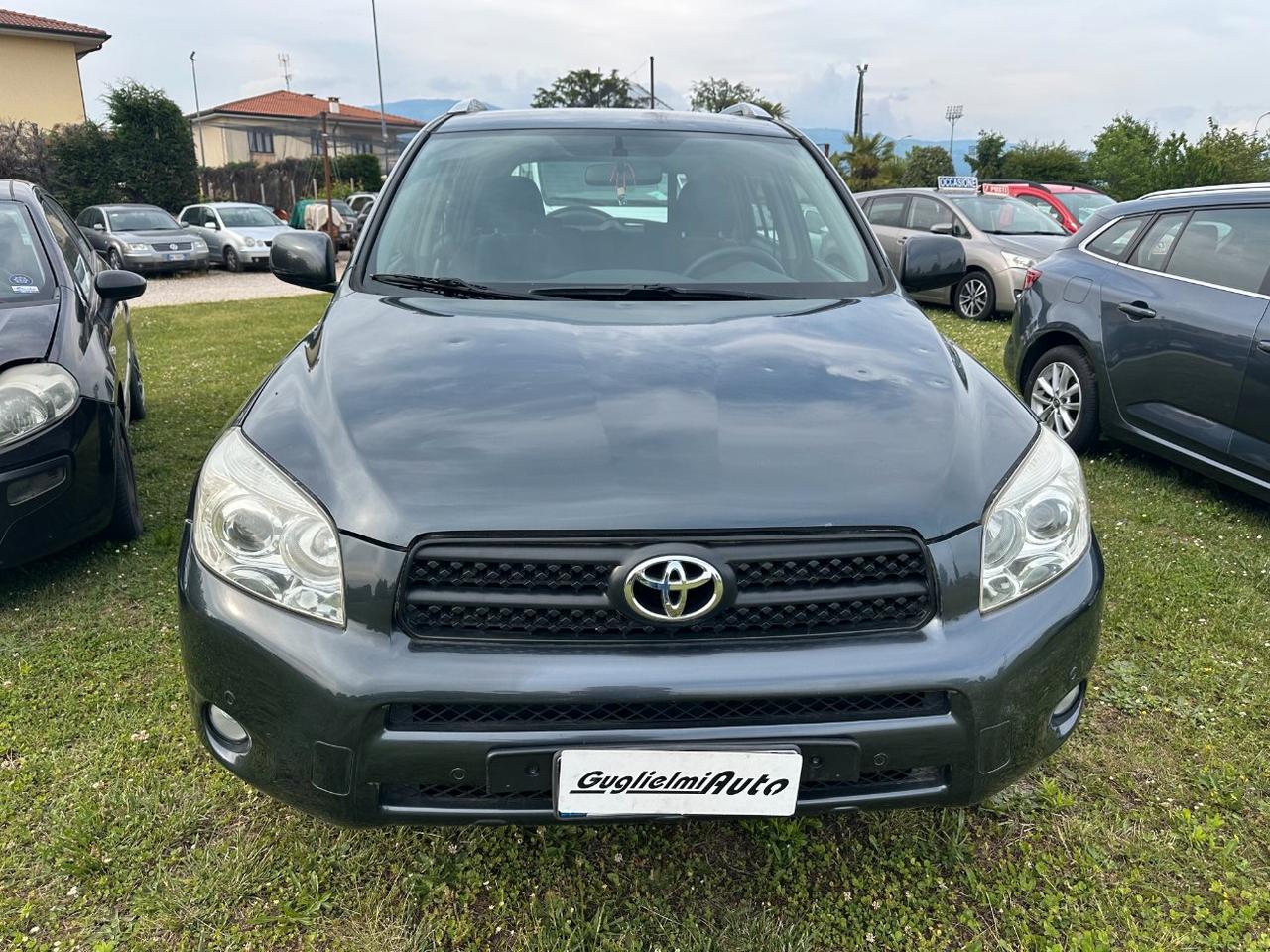 Toyota RAV4 5 Porte RAV4 2.2 d-4d Sol 136cv dpf