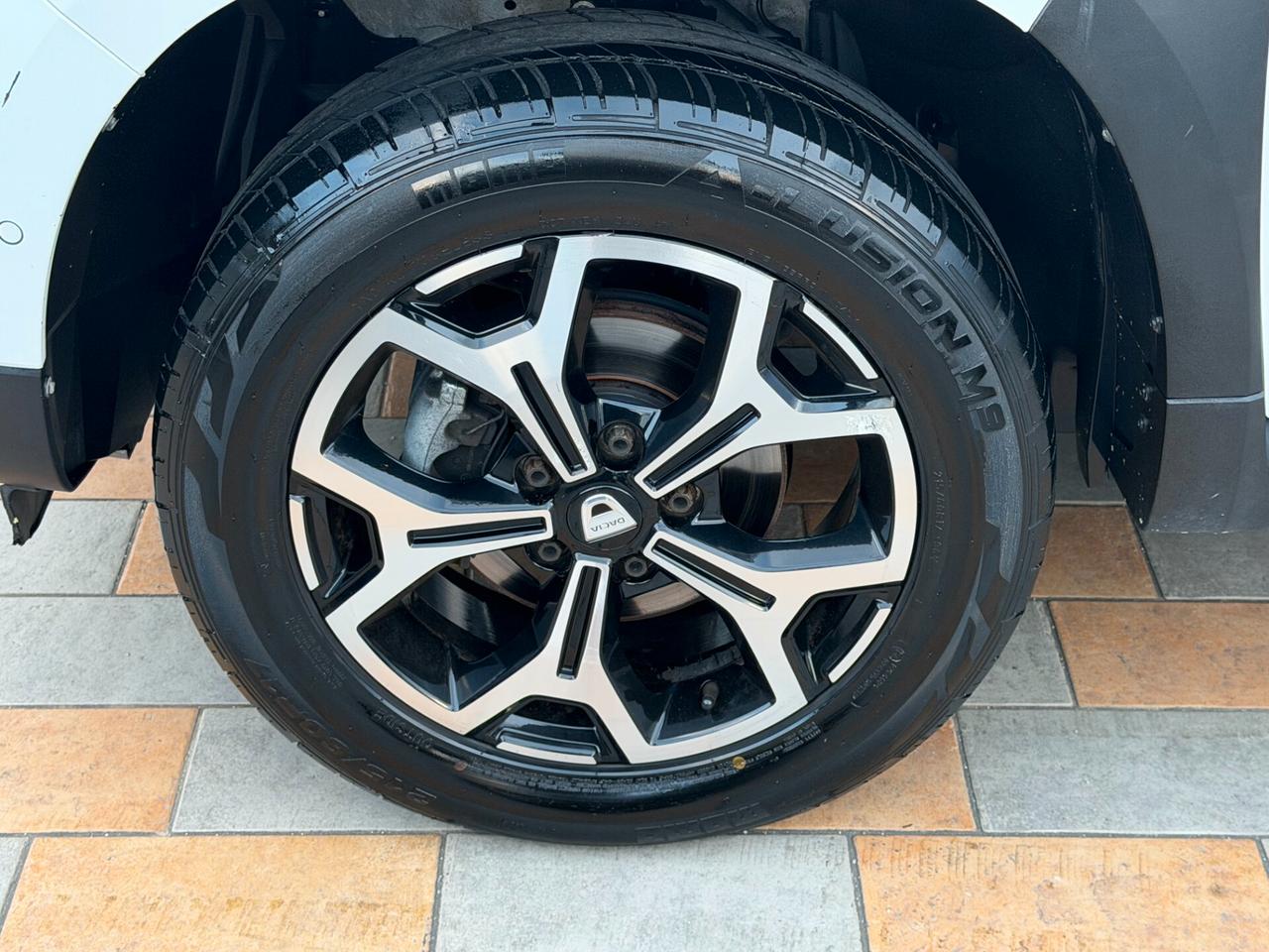 Dacia Duster 4X2 1.0 TCE 100 cv. Eco-G PRESTIGE (Imp. GPL)