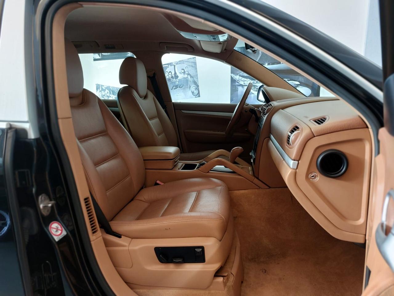 Porsche Cayenne 3.2 V6 cat