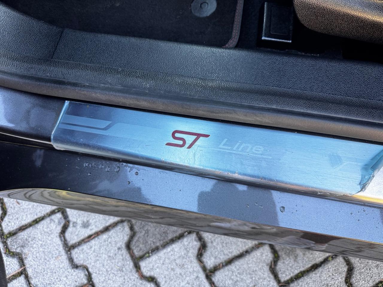 Ford EcoSport 1.0 EcoBoost 100 CV ST-Line Black Edition