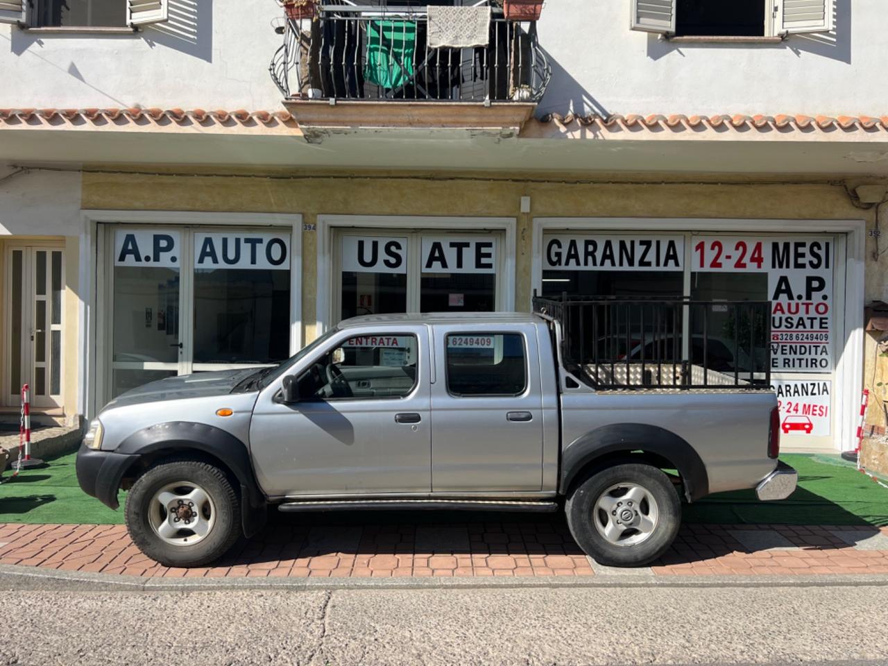 Nissan Navara 2.5 dCi 4 porte Double Cab LE