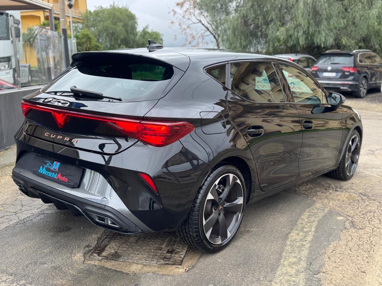 CUPRA LEON 2.0 TDI 150 CV DSG FULL IVA 13000 KM