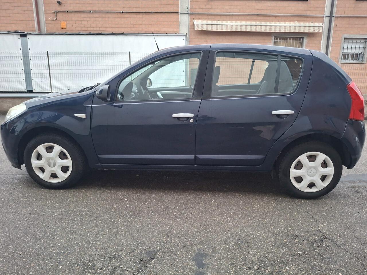 Dacia Sandero 1.4 8V GPL Lauréate