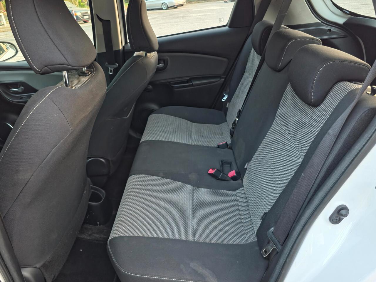 Toyota Yaris 1.5 Hybrid 5 porte Active E6B Automatico NEO 2016