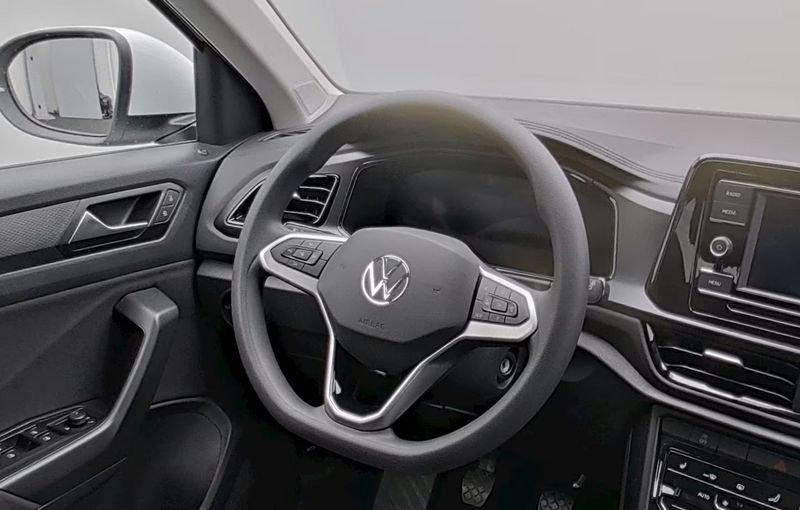 Volkswagen T-Roc 2.0 TDI SCR Life Navi ACC PDC LED App Connect