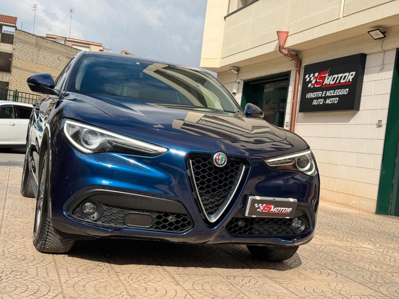 Alfa Romeo Stelvio 2.2 Turbodiesel 180 CV AT8 RWD Executive