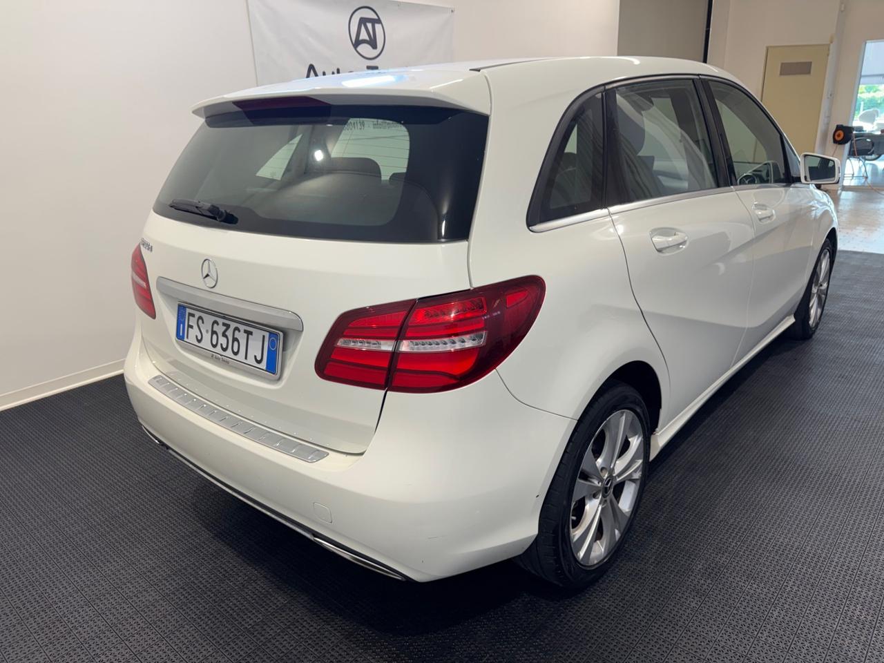 Mercedes-benz B 200 d Automatic Premium