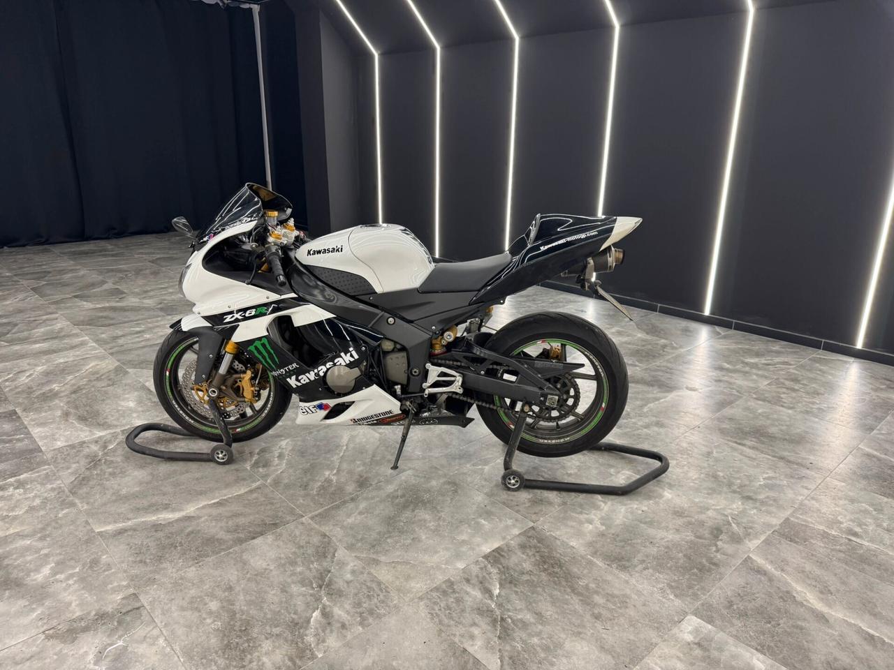 Kawasaki Ninja ZX-6 *DEPOTENZIATA*