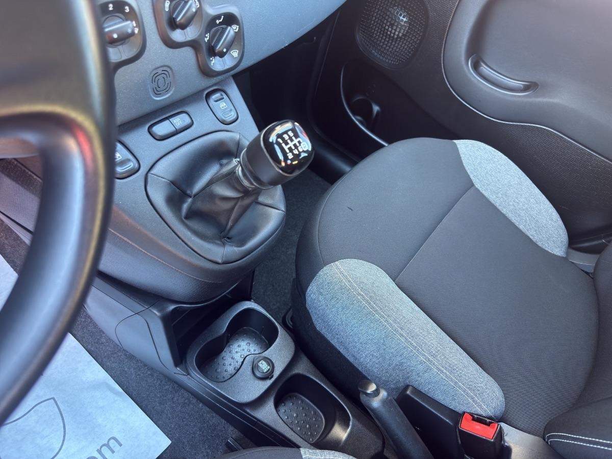 FIAT - Panda 1.0 hybrid s&s 70cv 5p.ti