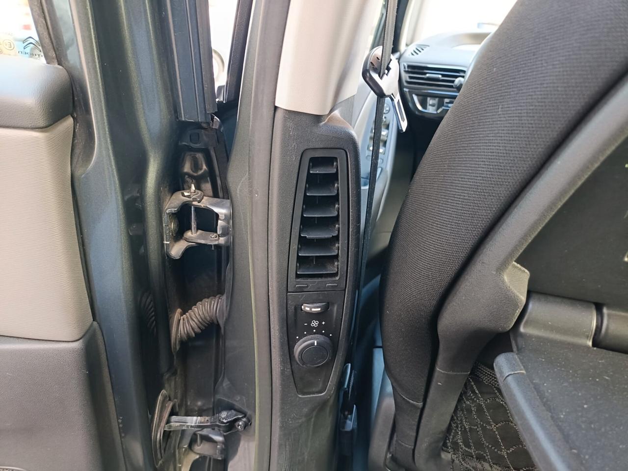 Citroen Grand C4 Picasso 1.6 e-HDi 115 Seduction