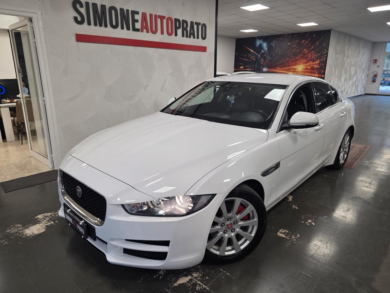 Jaguar XE 2.0 D Turbo 180CV Portfolio