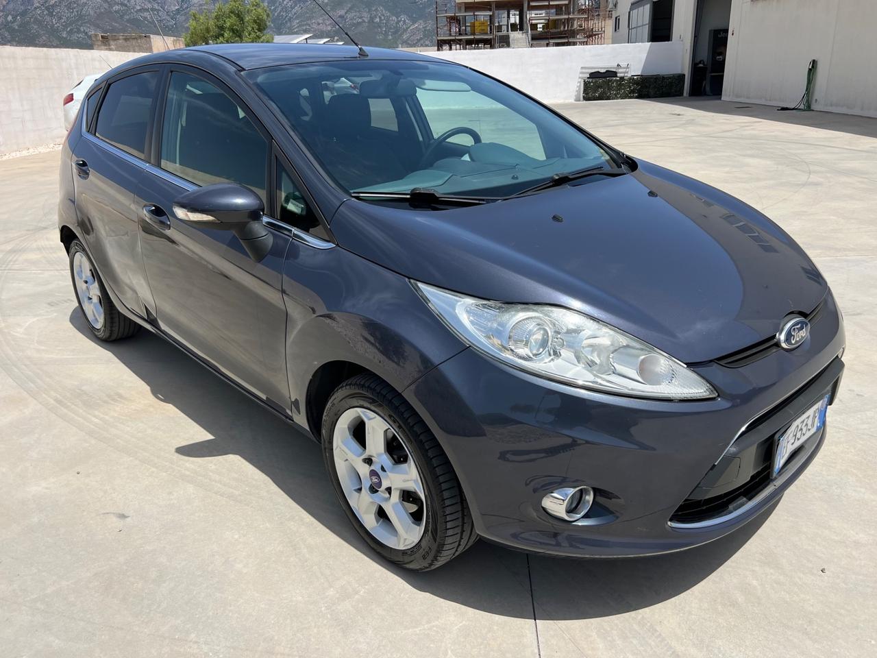 Ford Fiesta 1.4 TDCi 5p. Titanium 2011