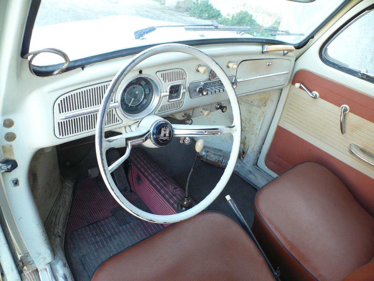 Volkswagen Maggiolino VETRO PIATTO (M1260)