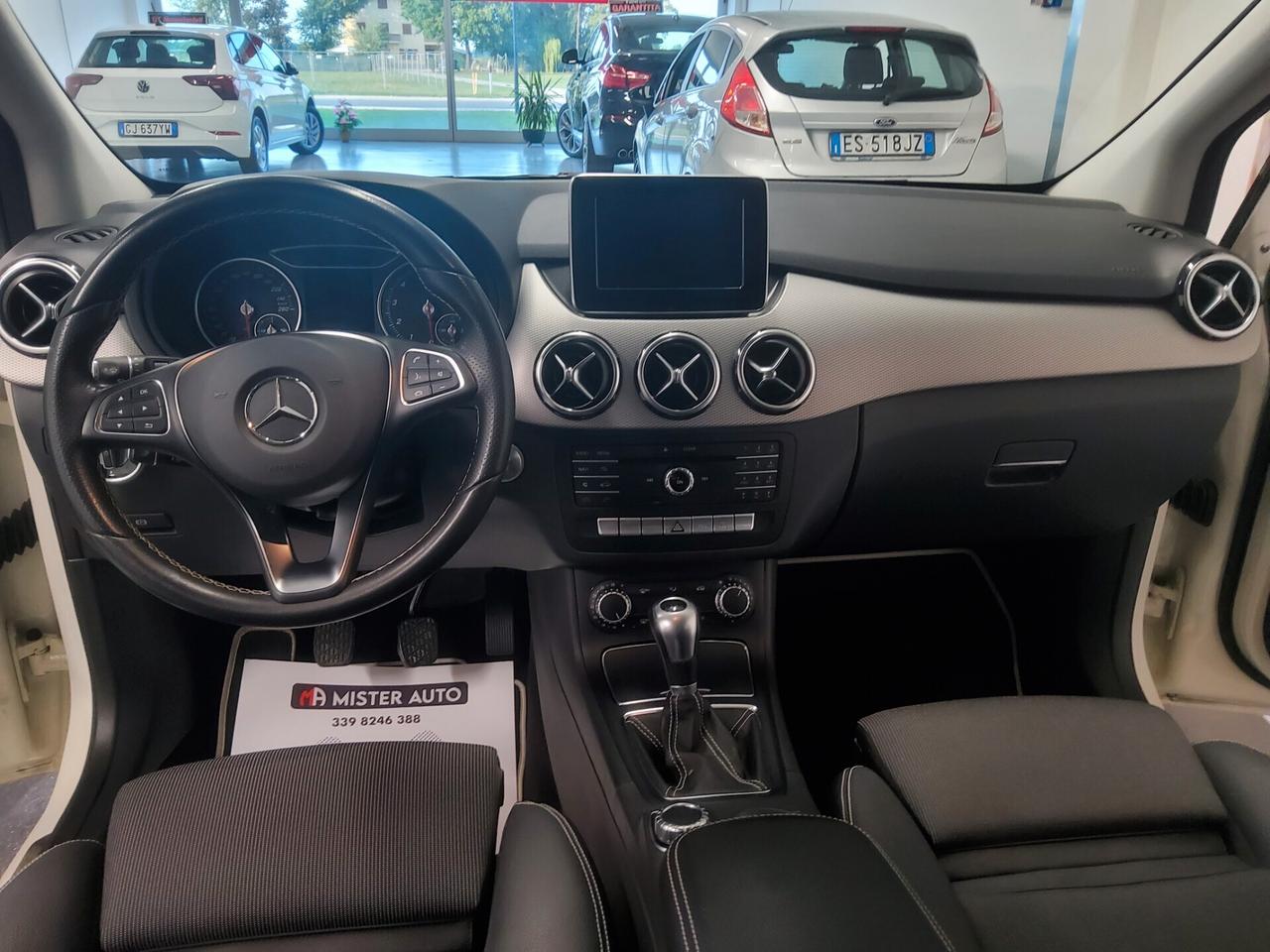 Mercedes-benz B 180 Premium