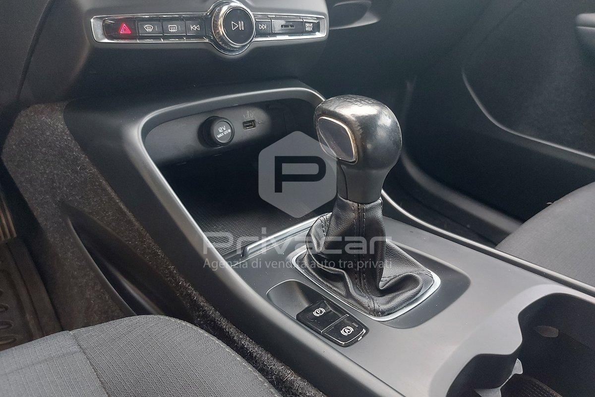 VOLVO XC40 D3 Momentum