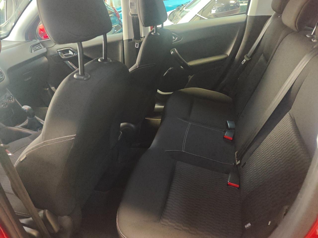 Peugeot 208 BlueHDi 75 5 porte Allure