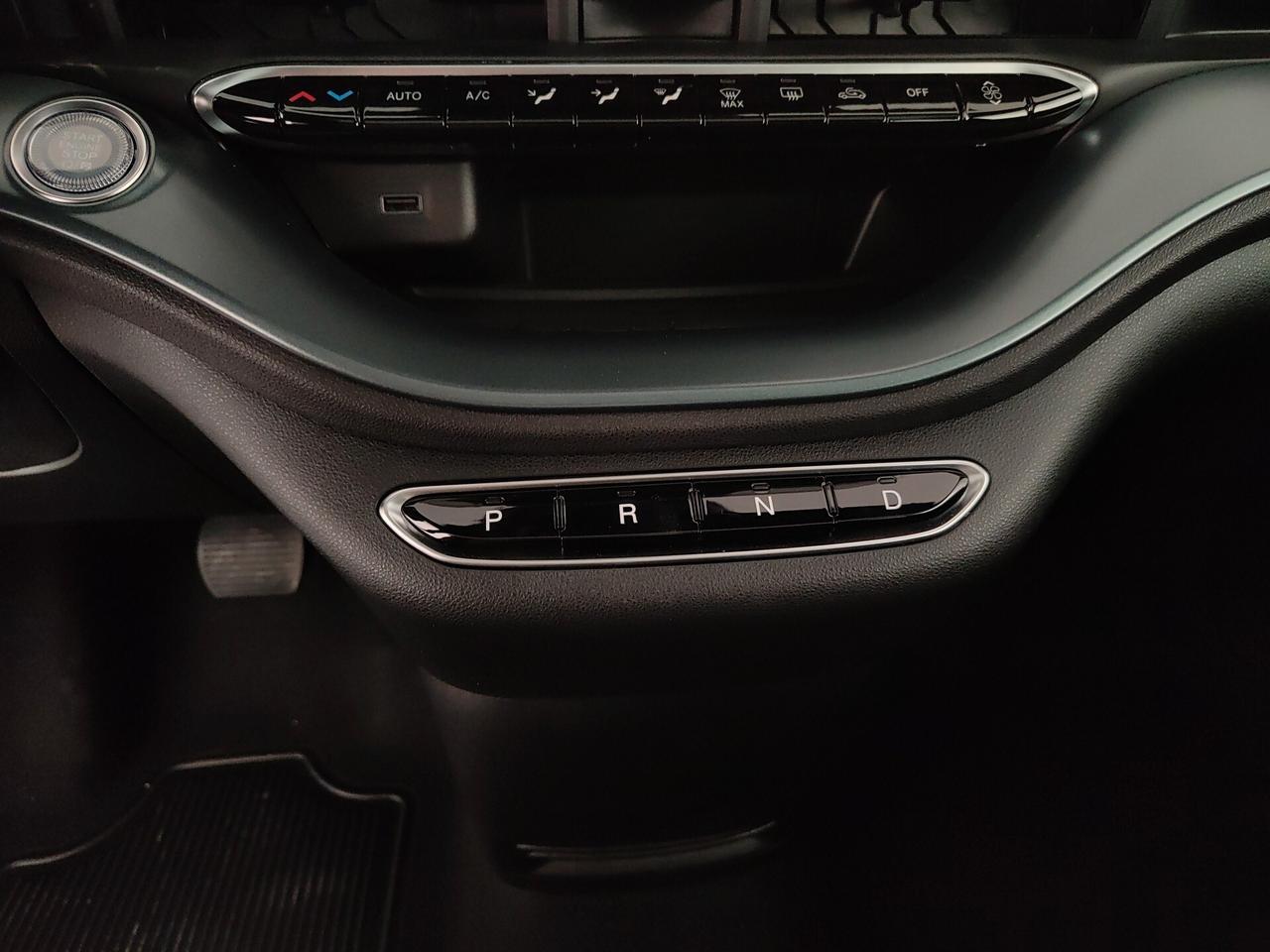 Fiat 500 500e Berlina 42 kWh Giorgio Armani