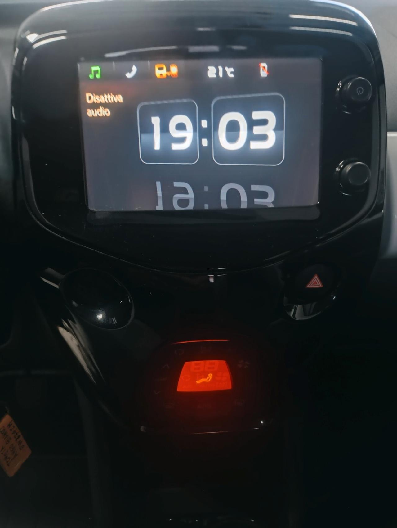 Toyota Aygo 1.0 VVT-i 69 CV 5 porte x-play