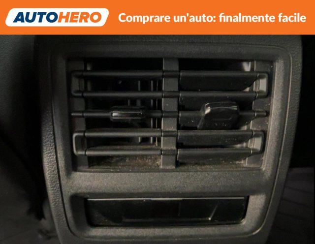 VOLKSWAGEN Golf 1.5 eTSI 150 CV EVO ACT DSG R-Line